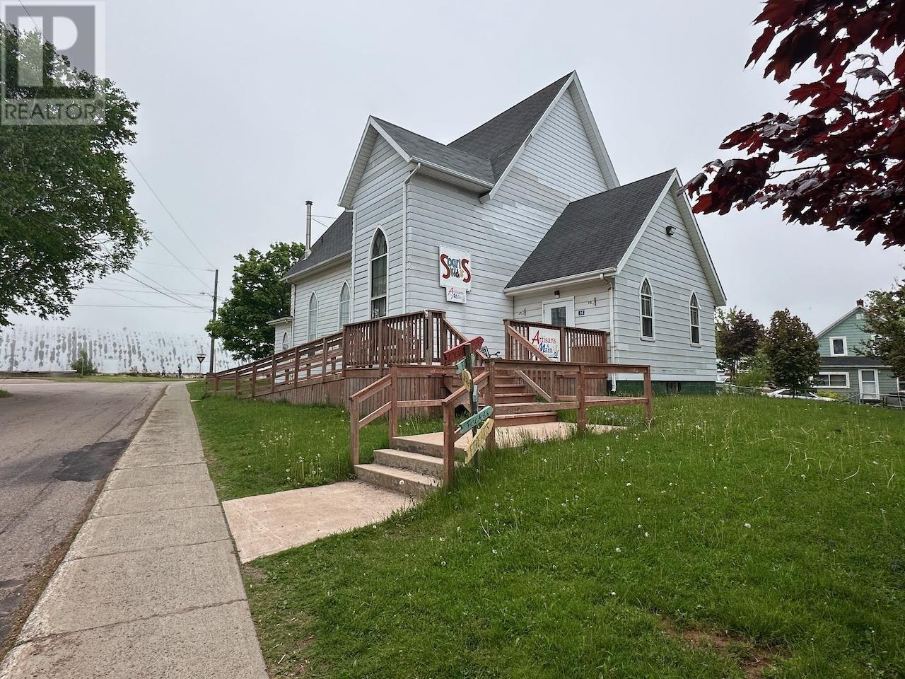 14 Hebrew Avenue, Souris, Prince Edward Island  C0A 2B0 - Photo 37 - 202526434