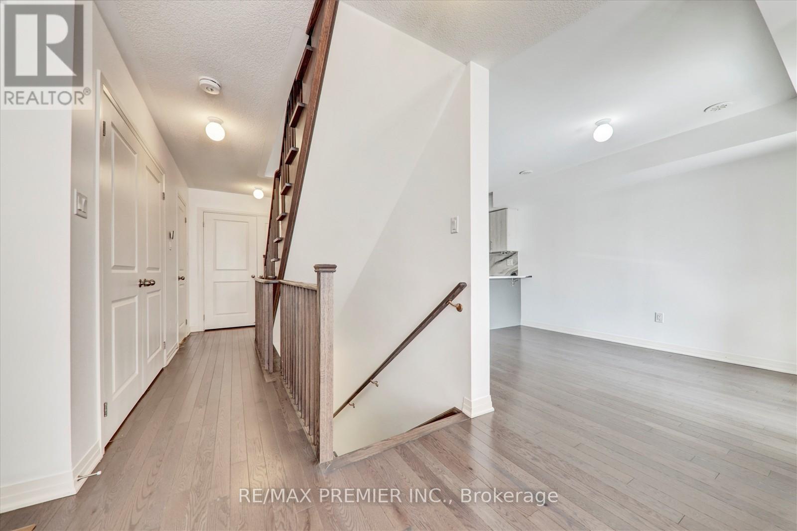 38 King William Way, Clarington, Ontario  L1C 7E8 - Photo 10 - E12477923