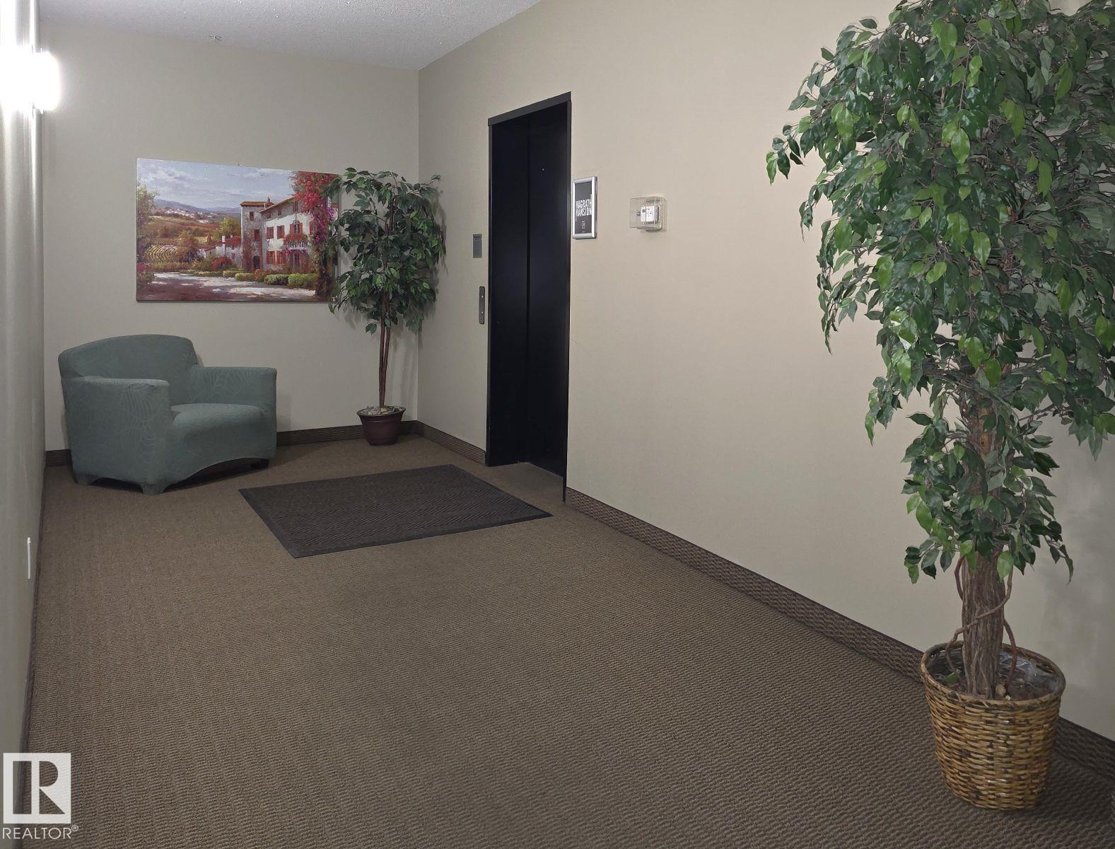 #318 160 Magrath Rd Nw, Edmonton, Alberta T6R 3T7 - Photo 5 - E4462392