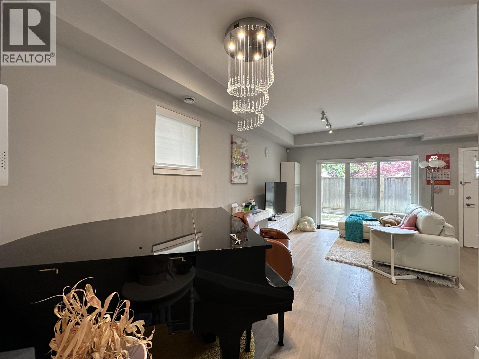 32 7180 LECHOW STREET, Richmond, British Columbia