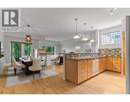 242, 30 Sierra Morena Landing SW Signal Hill