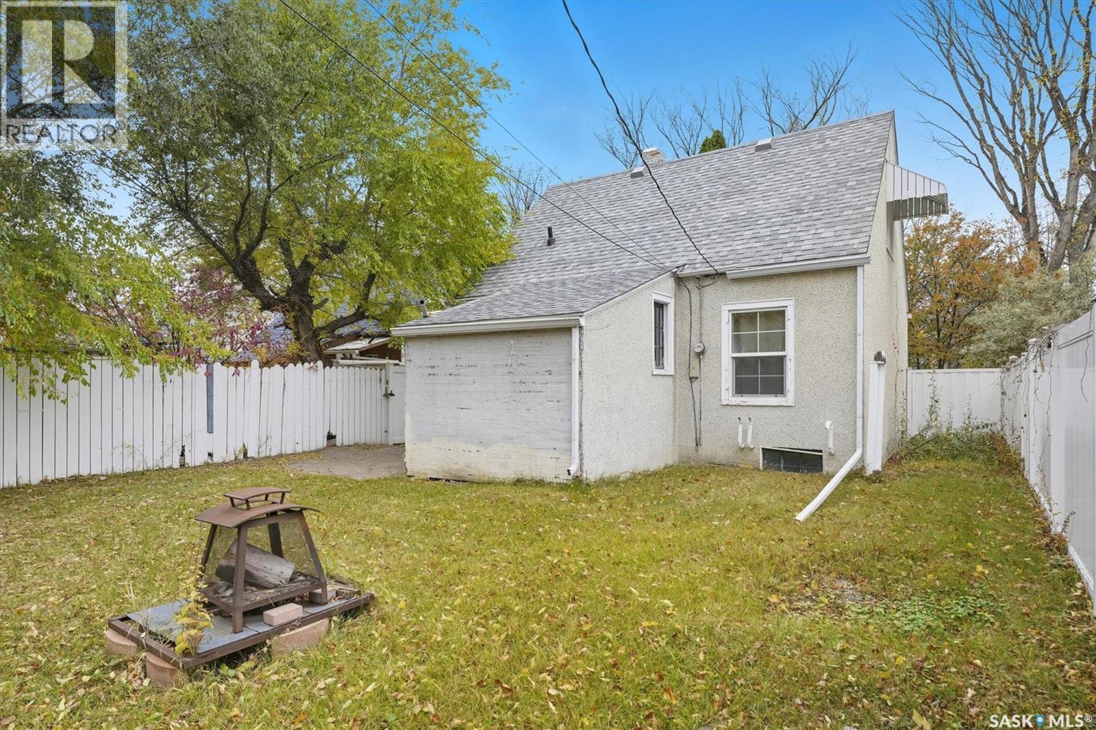 122 Willow Street, Saskatoon, Saskatchewan  S7J 0C2 - Photo 31 - SK021517
