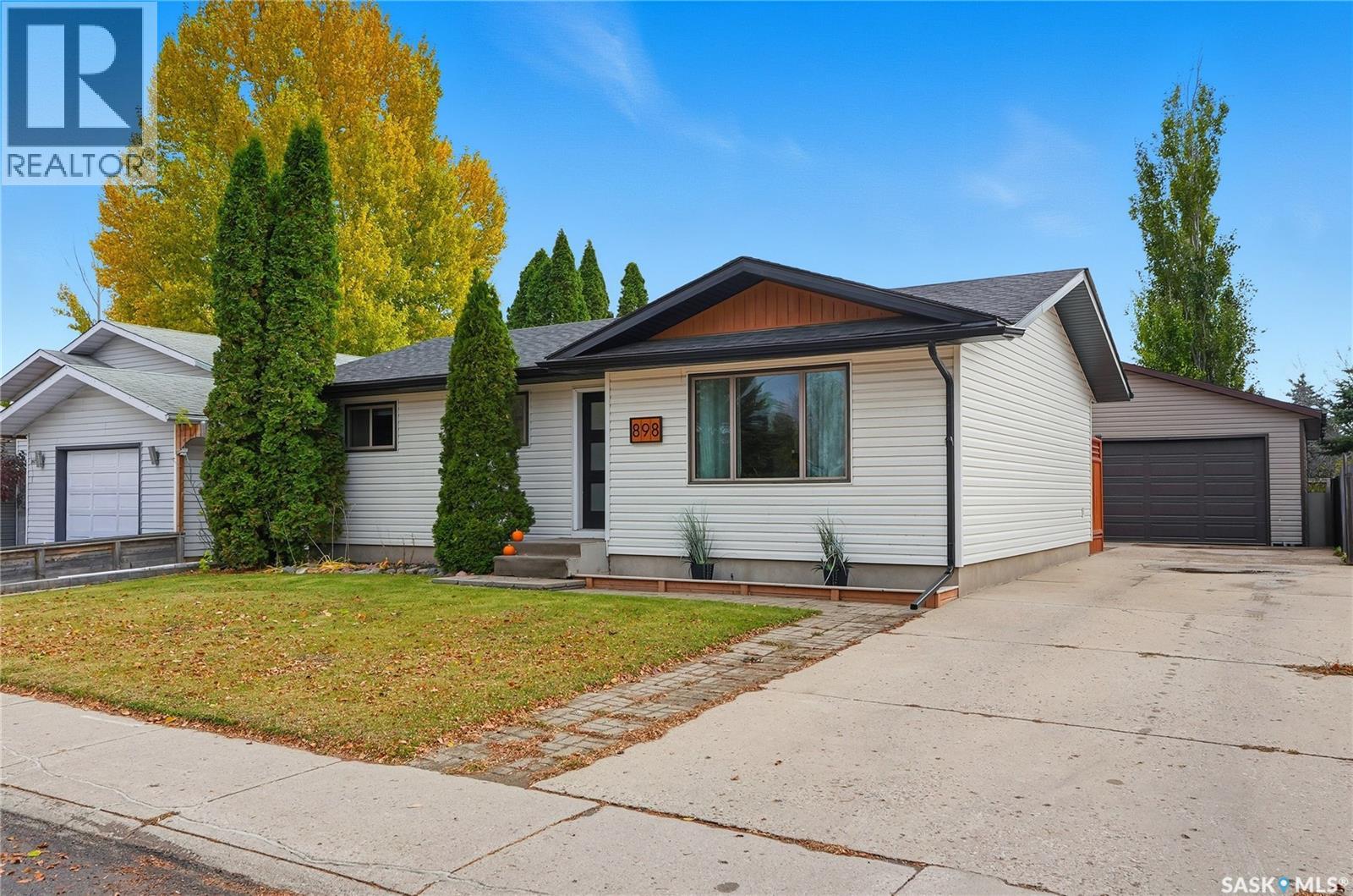 898 Kingsmere BOULEVARD, saskatoon, Saskatchewan