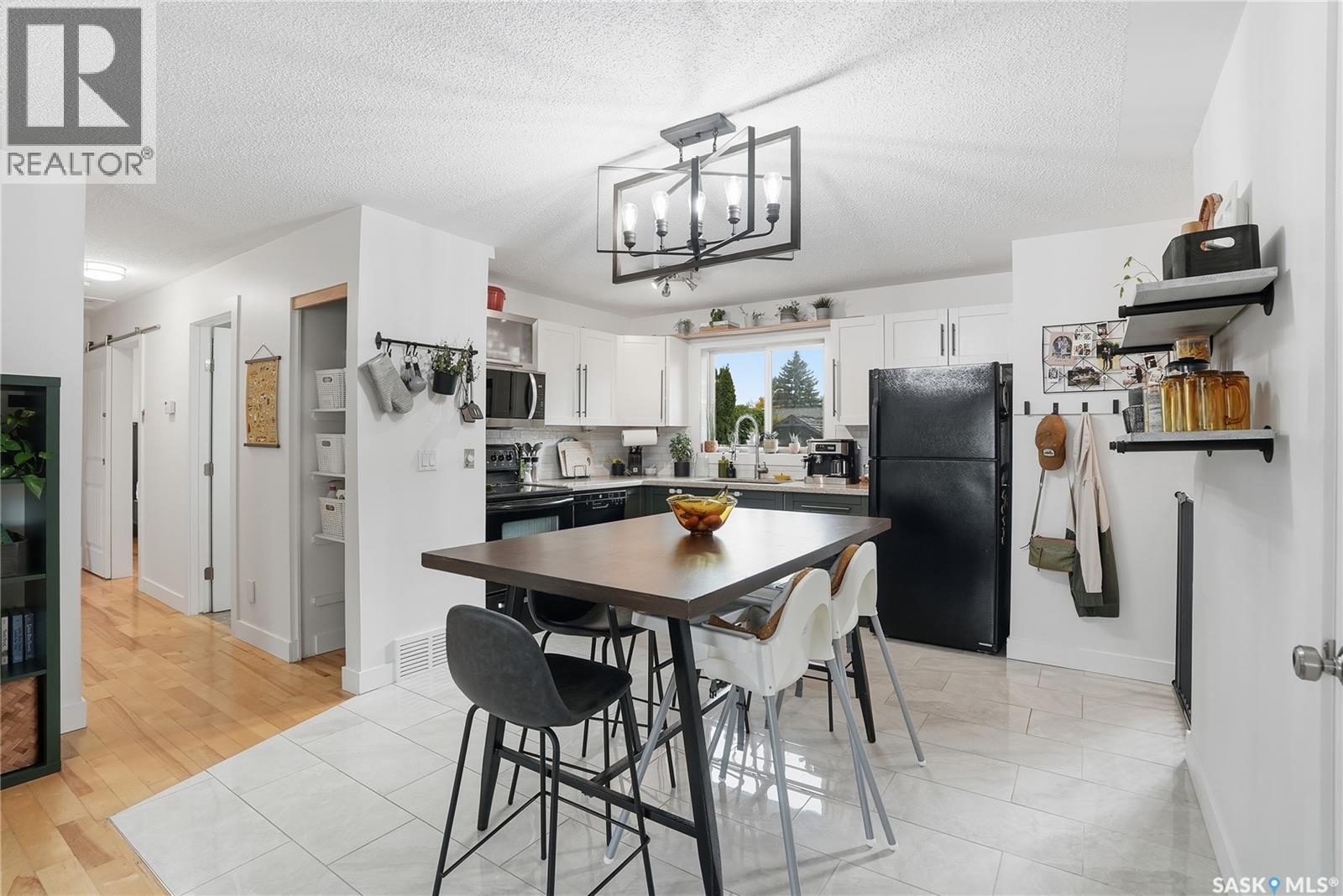 898 Kingsmere Boulevard, Saskatoon, Saskatchewan  S7J 4J7 - Photo 8 - SK021476