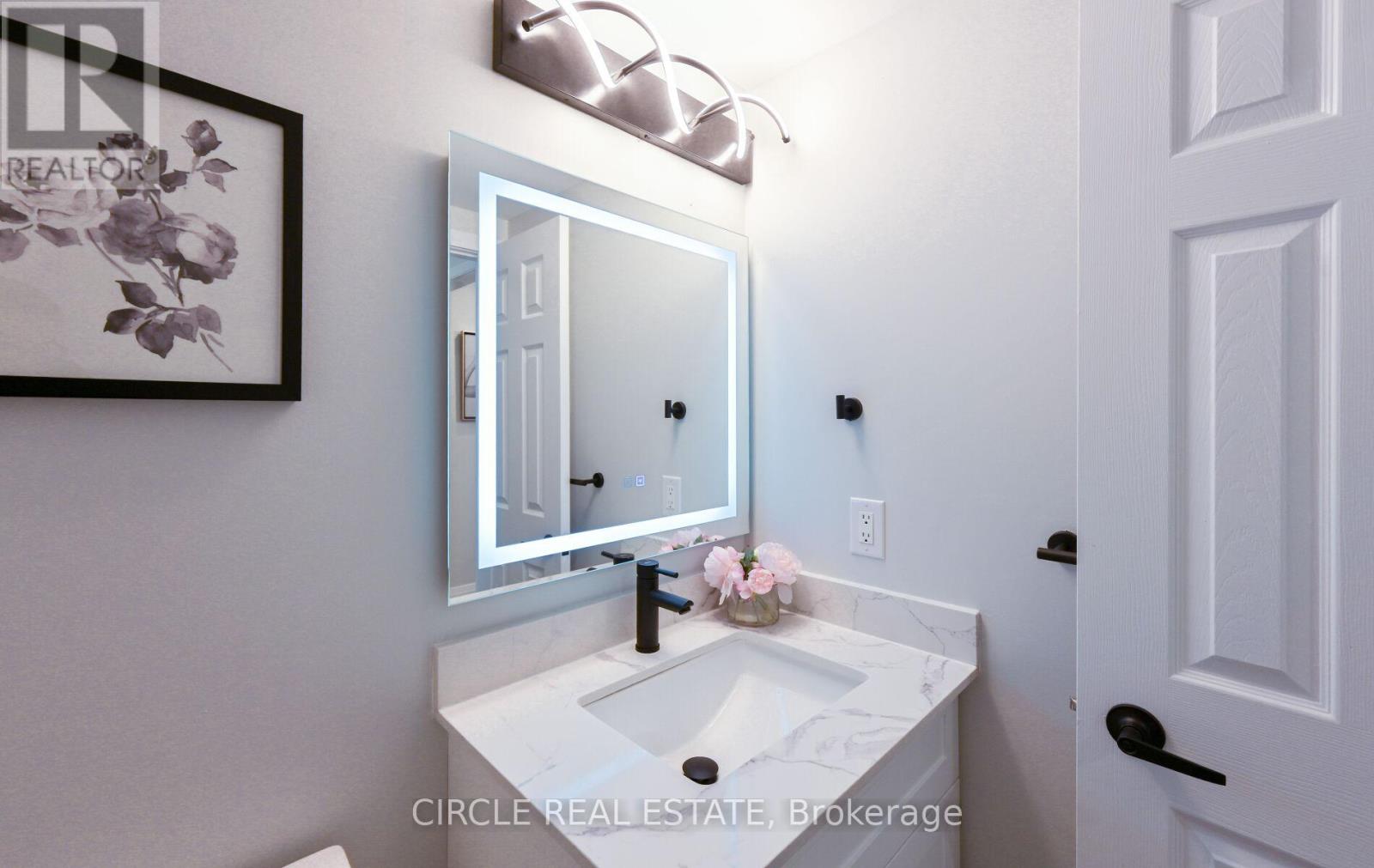 32 Torada Court, Brampton, Ontario  L7A 1H6 - Photo 16 - W12475744