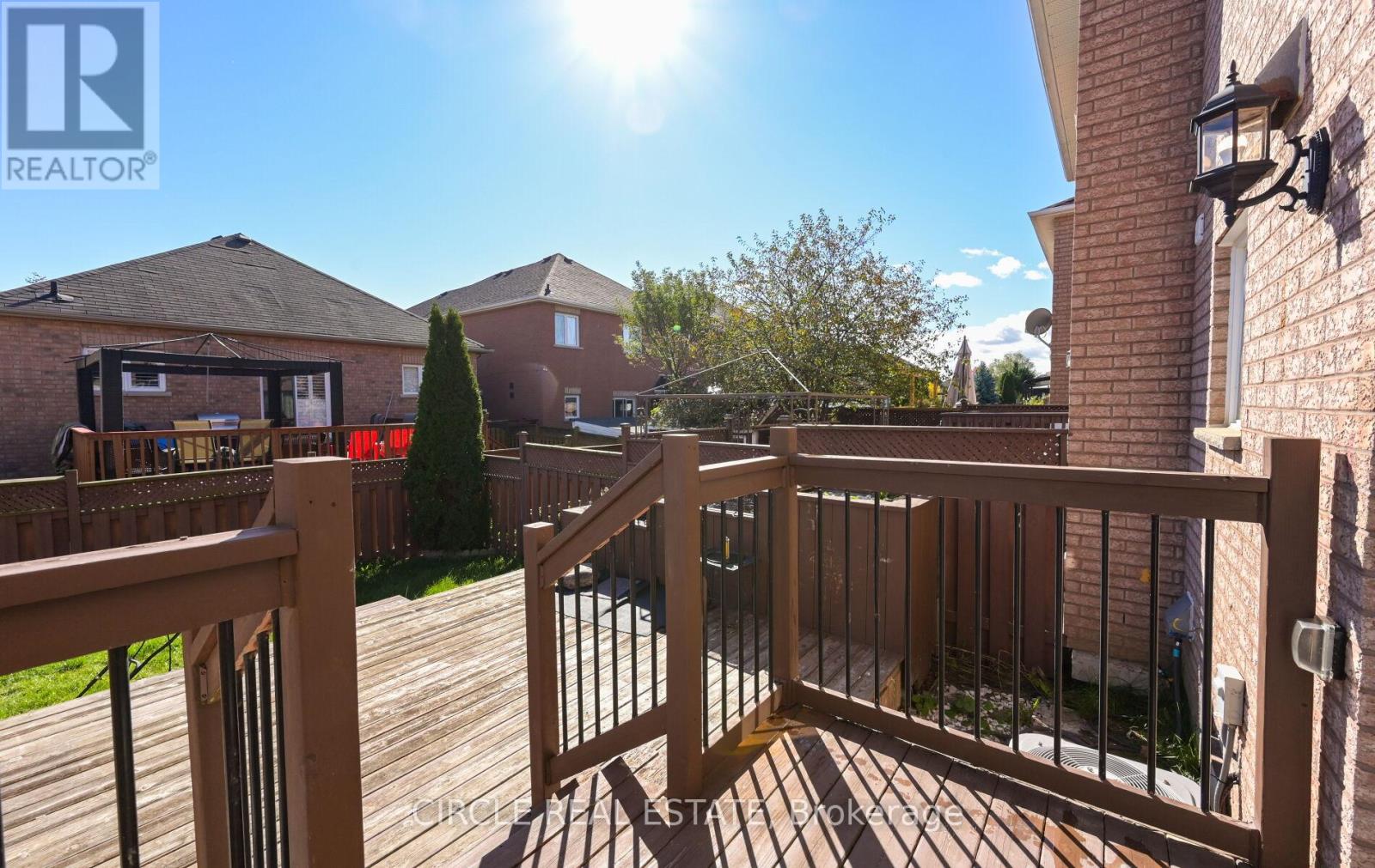 32 Torada Court, Brampton, Ontario  L7A 1H6 - Photo 42 - W12475744