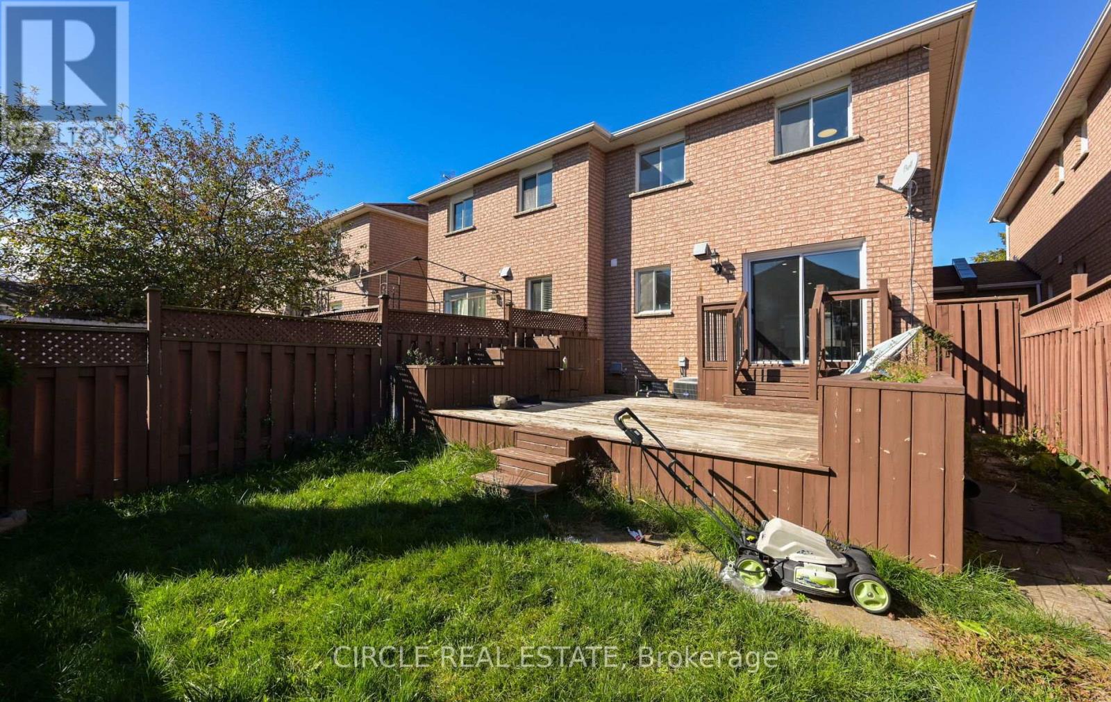 32 Torada Court, Brampton, Ontario  L7A 1H6 - Photo 46 - W12475744