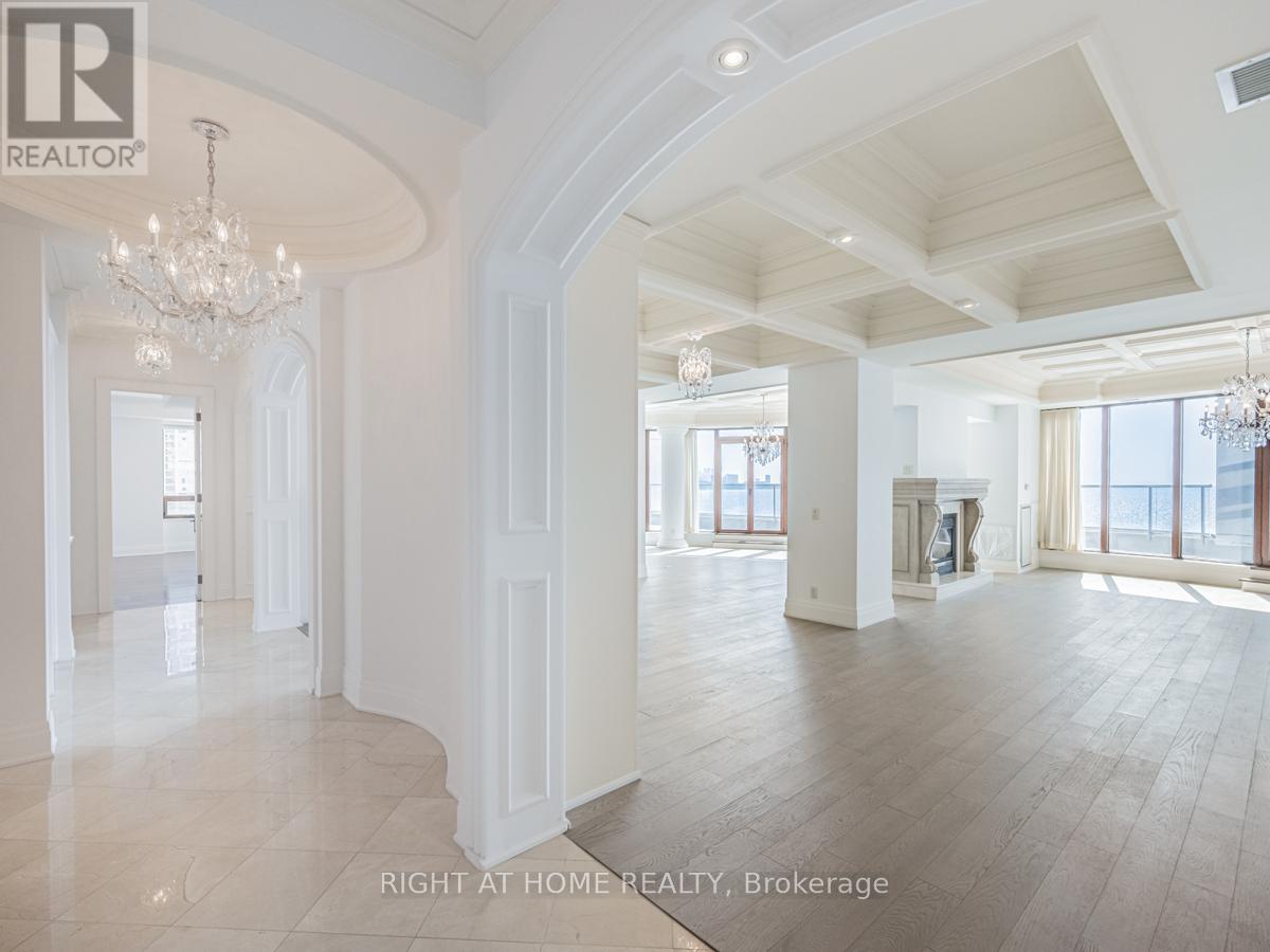 Lph19 - 2095 Lake Shore Boulevard W, Toronto, Ontario  M8V 4G4 - Photo 7 - W12477773