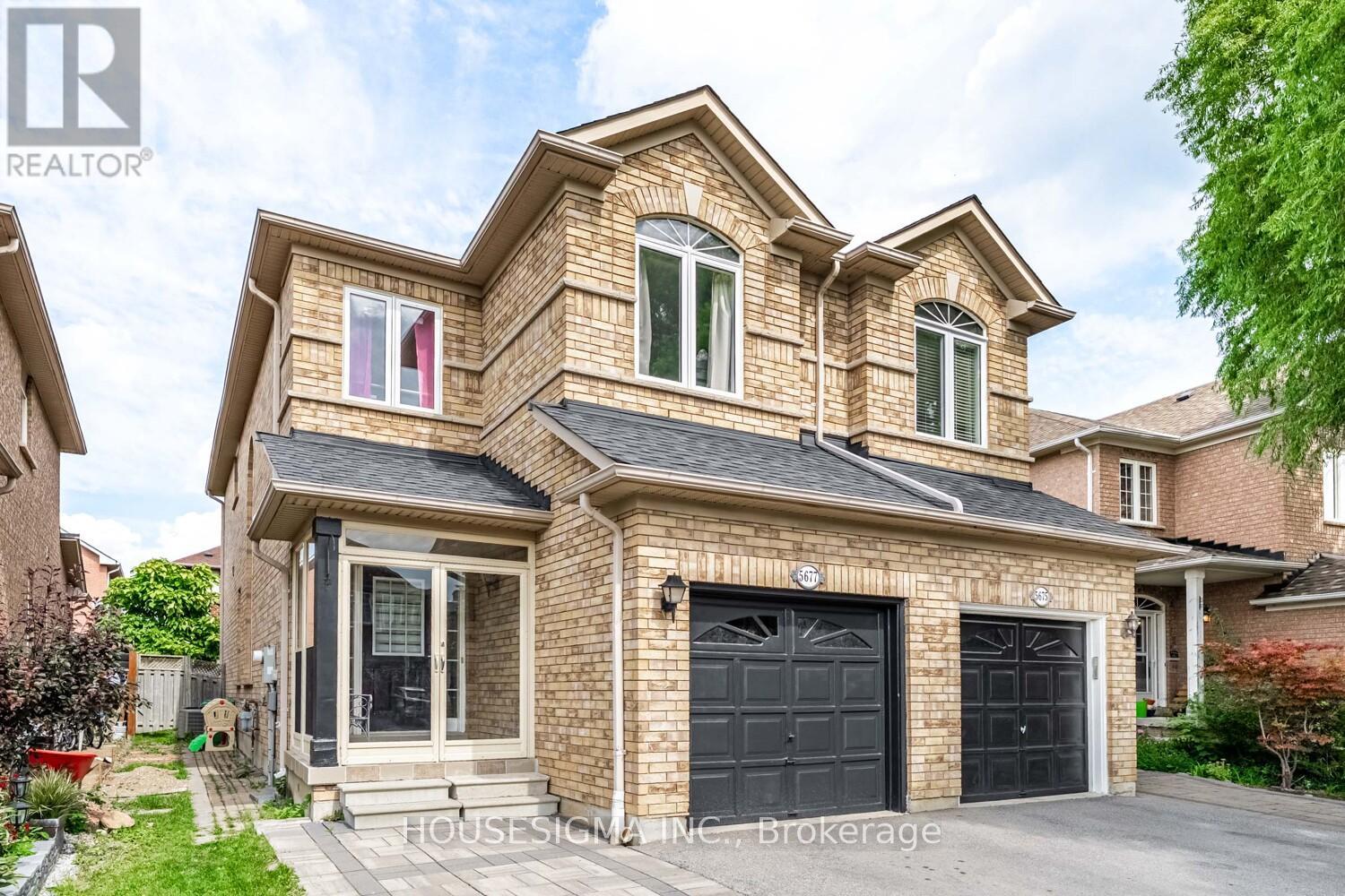 5677 Raleigh Street, Mississauga, Ontario  L5M 7E6 - Photo 2 - W12477813