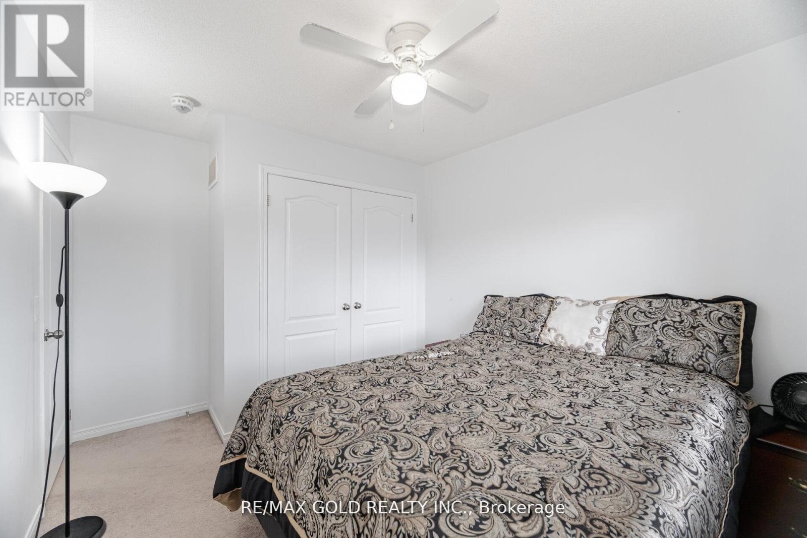 62 Valley Lane, Caledon, Ontario  L7C 4A7 - Photo 25 - W12477825