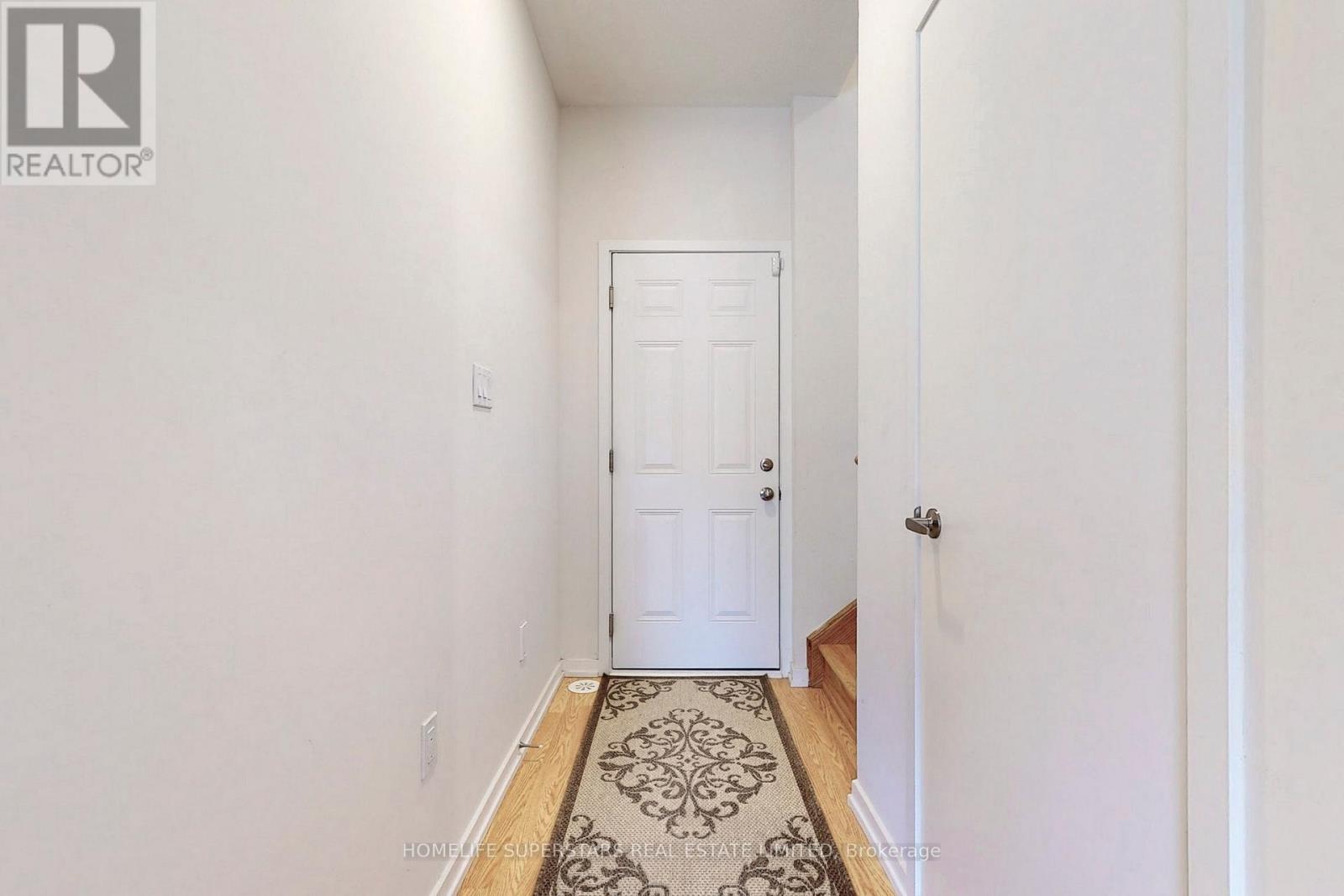 154 Landsbridge Street, Caledon, Ontario  L7E 2C8 - Photo 28 - W12477831