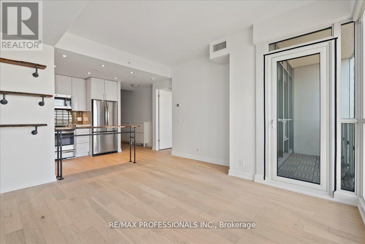 4509 - 2212 Lake Shore Boulevard W, Toronto, Ontario  M8V 0C2 - Photo 2 - W12477835