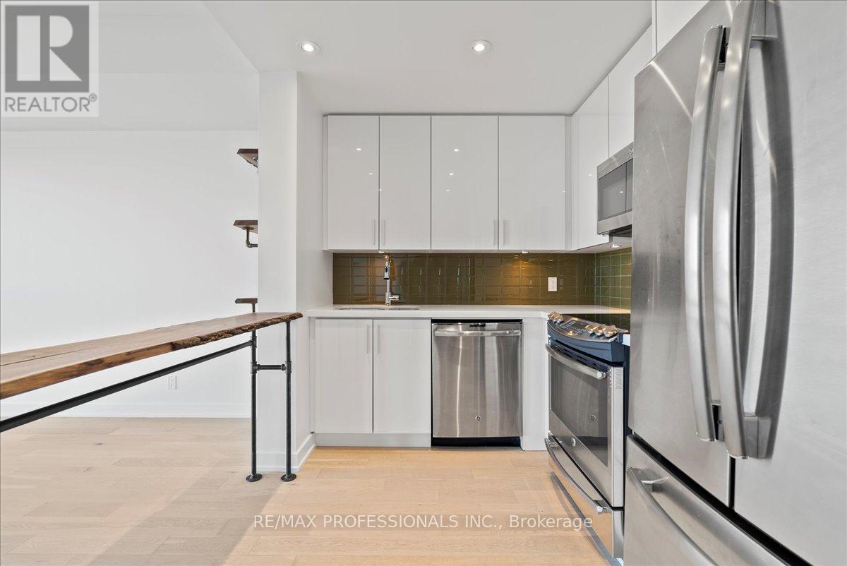 4509 - 2212 Lake Shore Boulevard W, Toronto, Ontario  M8V 0C2 - Photo 5 - W12477835