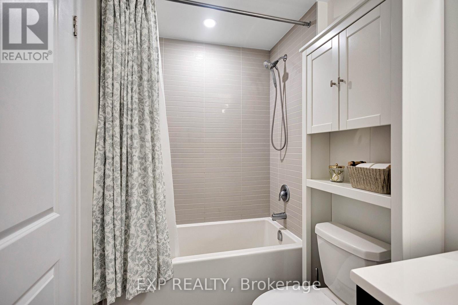 721 - 3200 William Coltson Avenue, Oakville, Ontario  L6H 7W6 - Photo 19 - W12477879