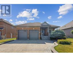 42 WINDROSE COURT, Vaughan, Ontario