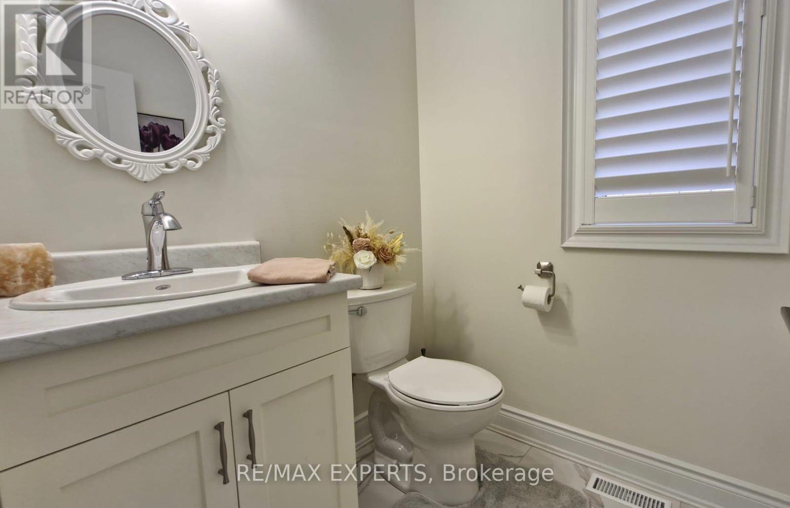 32 - 68 Summerhill Drive, New Tecumseth, Ontario  L9R 0S5 - Photo 8 - N12477942