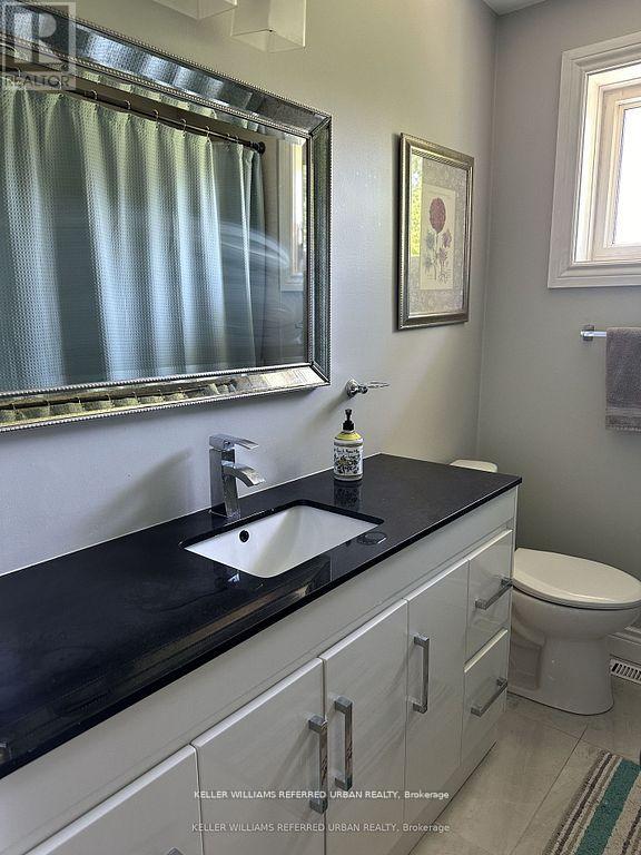 Main - 30 Collins Crescent, Aurora, Ontario  L4G 2W2 - Photo 14 - N12477959