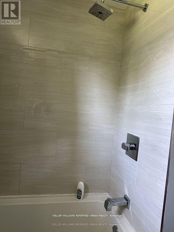 Main - 30 Collins Crescent, Aurora, Ontario  L4G 2W2 - Photo 15 - N12477959