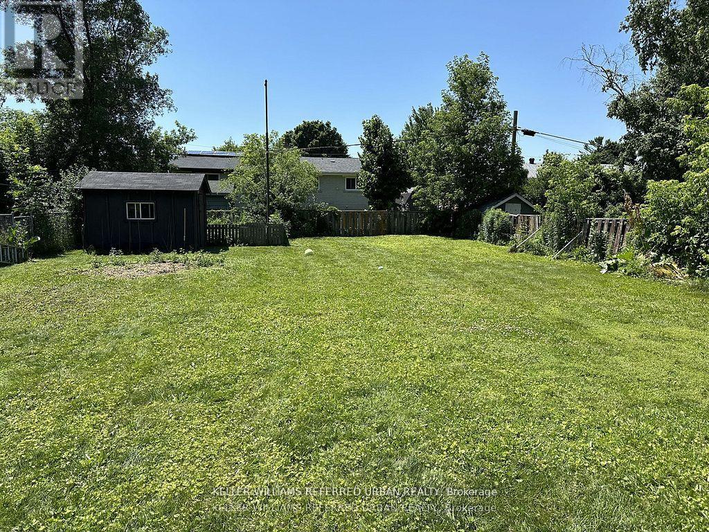 Main - 30 Collins Crescent, Aurora, Ontario  L4G 2W2 - Photo 19 - N12477959