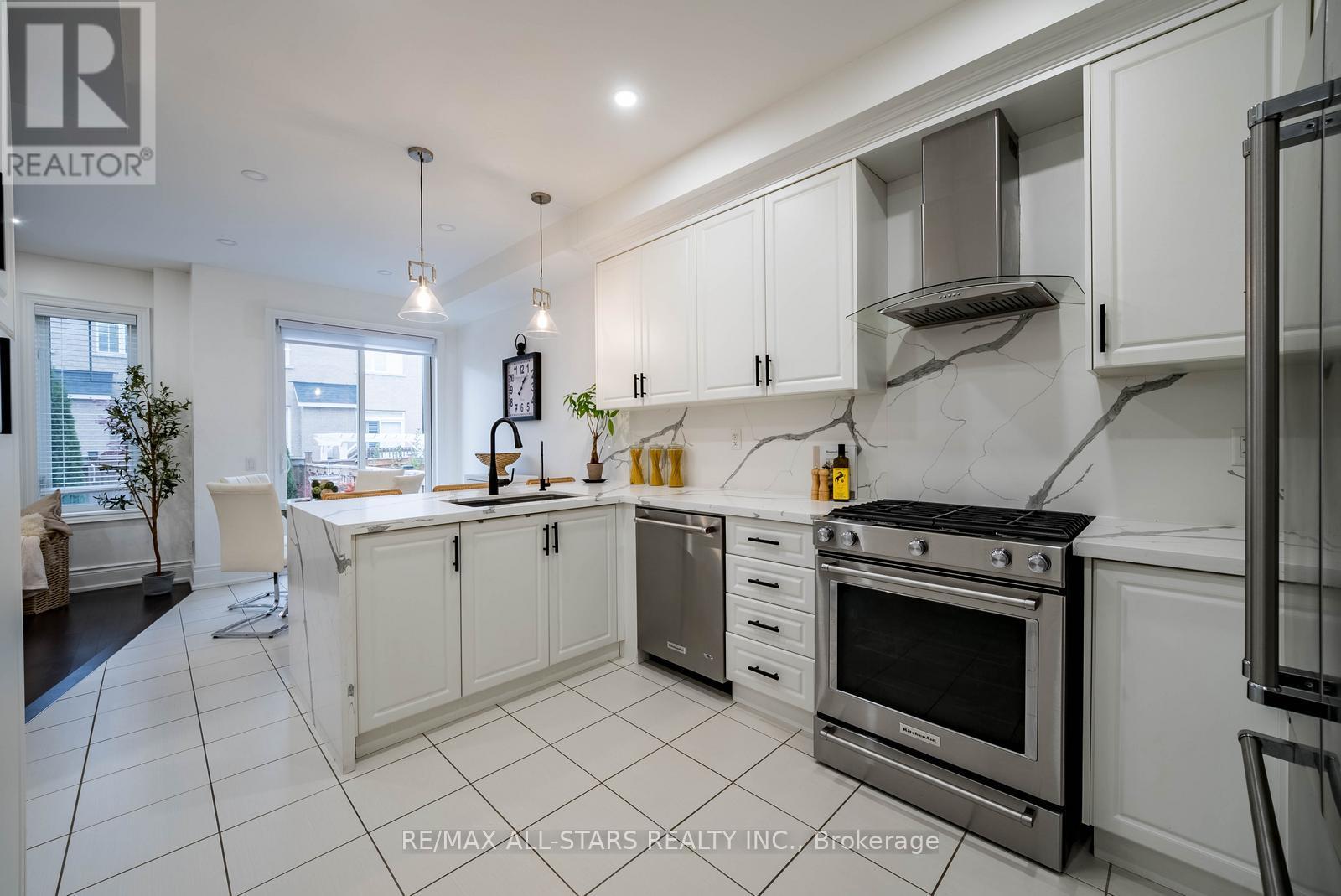 19 Kettle Valley Trail, King, Ontario  L7B 0N3 - Photo 11 - N12478002