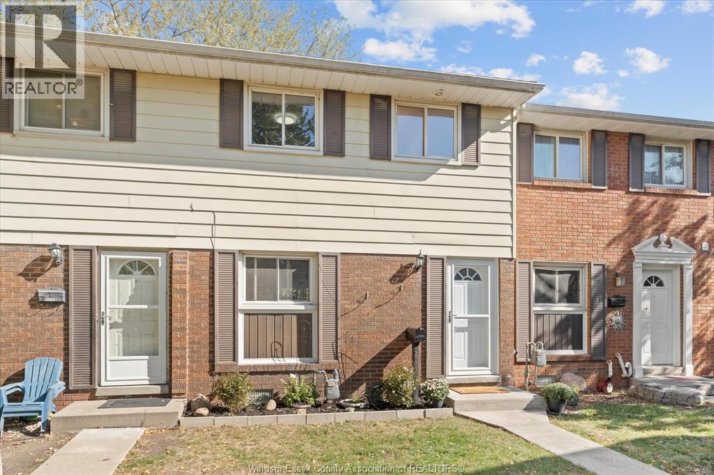 2960 Meadowbrook Lane #2, Windsor, Ontario  N8T 3C8 - Photo 2 - 25026975