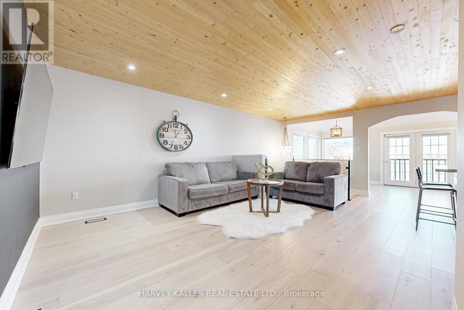 1 Mcgill Drive, Kawartha Lakes, Ontario  K9V 4R4 - Photo 11 - X12477863