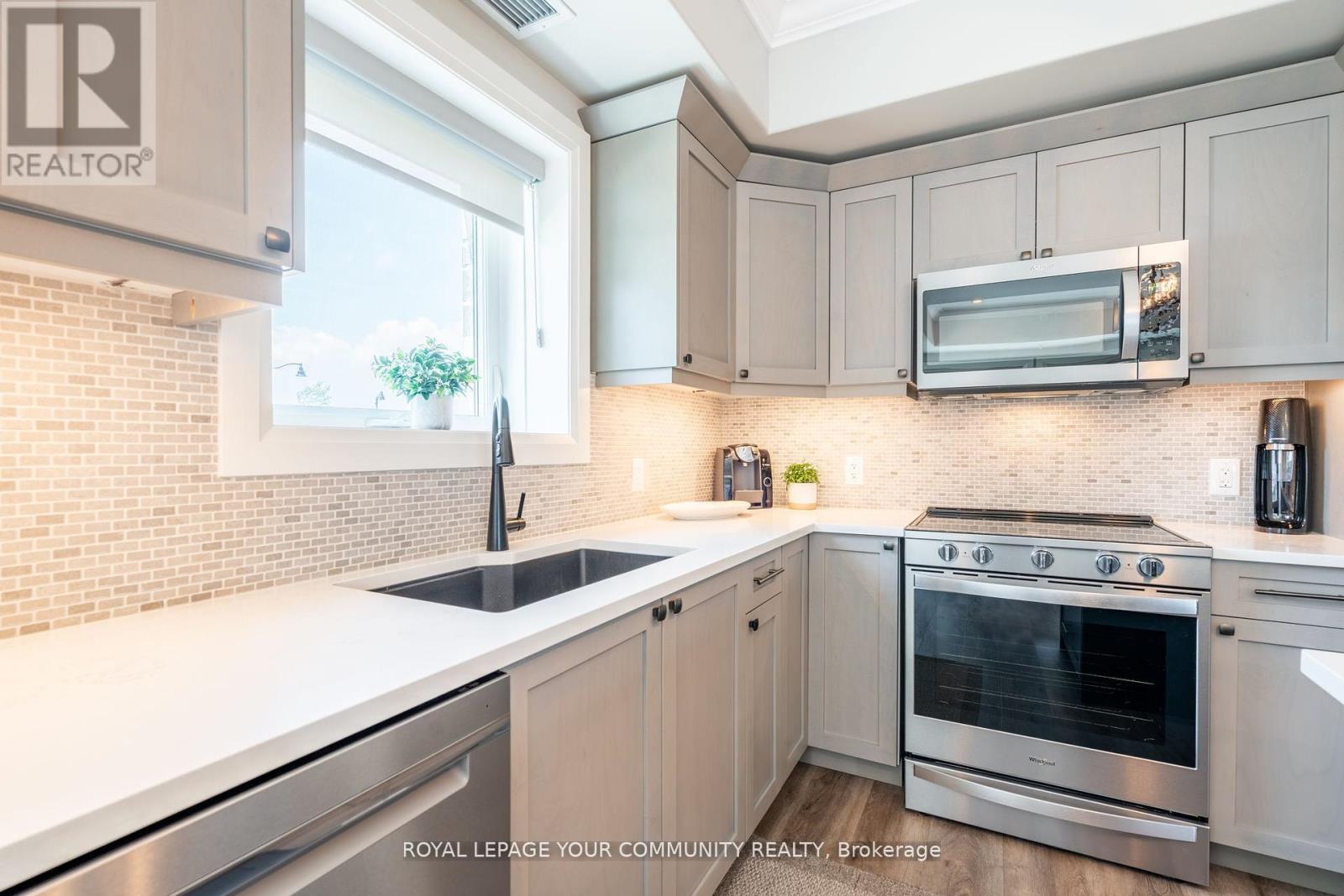 103 - 120 Summersides Boulevard, Pelham, Ontario  L0S 1E1 - Photo 15 - X12477894