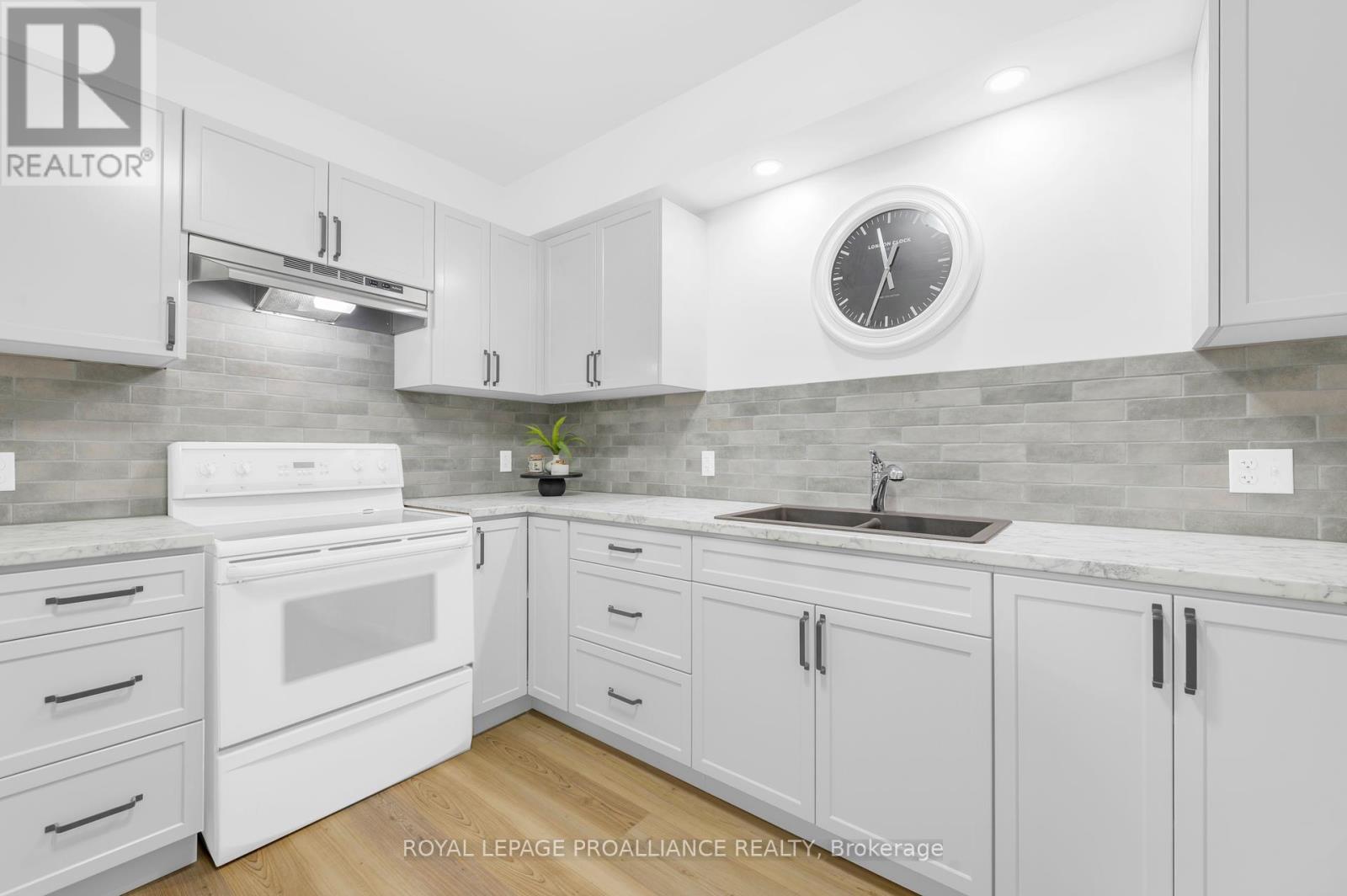 27 Maplewood Avenue, Brighton, Ontario  K0K 1H0 - Photo 15 - X12423998