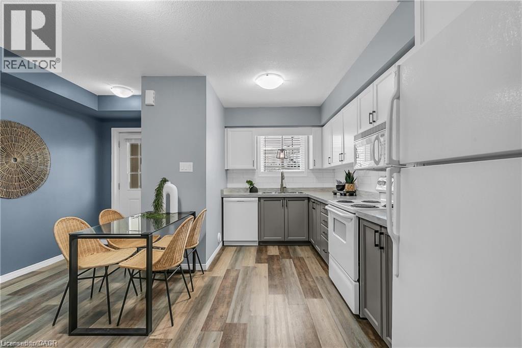 50 Howe Drive Unit# 12c, Kitchener, Ontario  N2E 0A3 - Photo 6 - 40781484