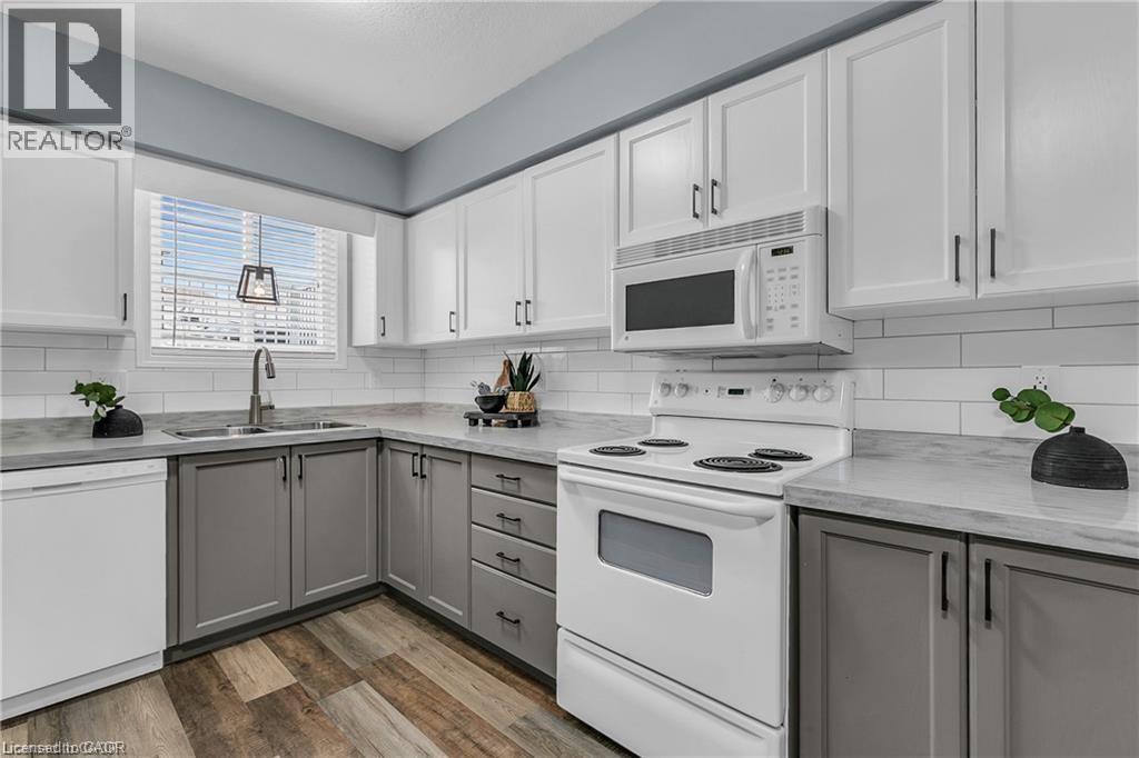 50 Howe Drive Unit# 12c, Kitchener, Ontario  N2E 0A3 - Photo 7 - 40781484