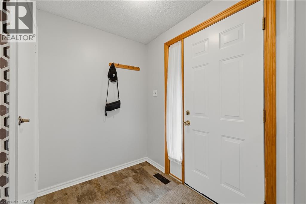 539 Willow Road Unit# 69, Guelph, Ontario  N1H 7G3 - Photo 3 - 40780995