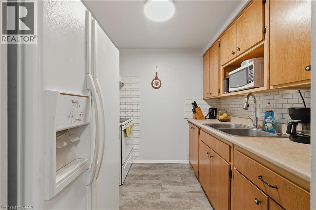 539 Willow Road Unit# 69, Guelph, Ontario  N1H 7G3 - Photo 7 - 40780995