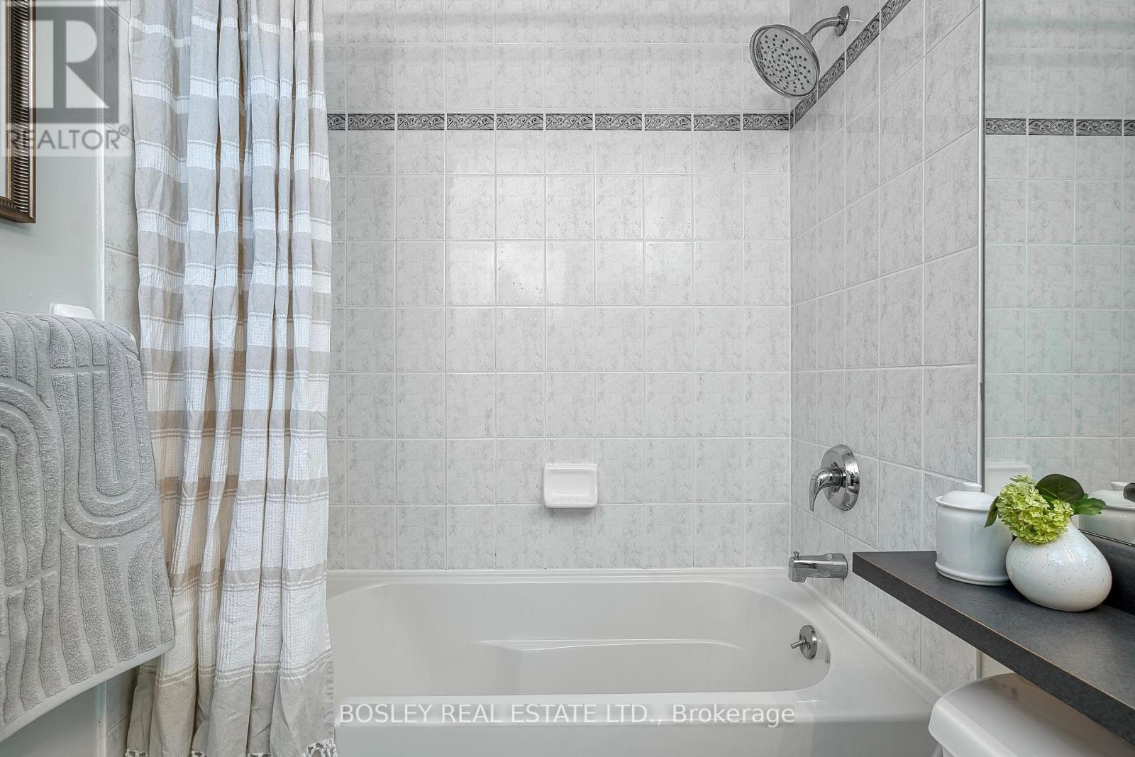 518 - 5 Marine Parade Drive, Toronto, Ontario  M8V 4B4 - Photo 23 - W12477947