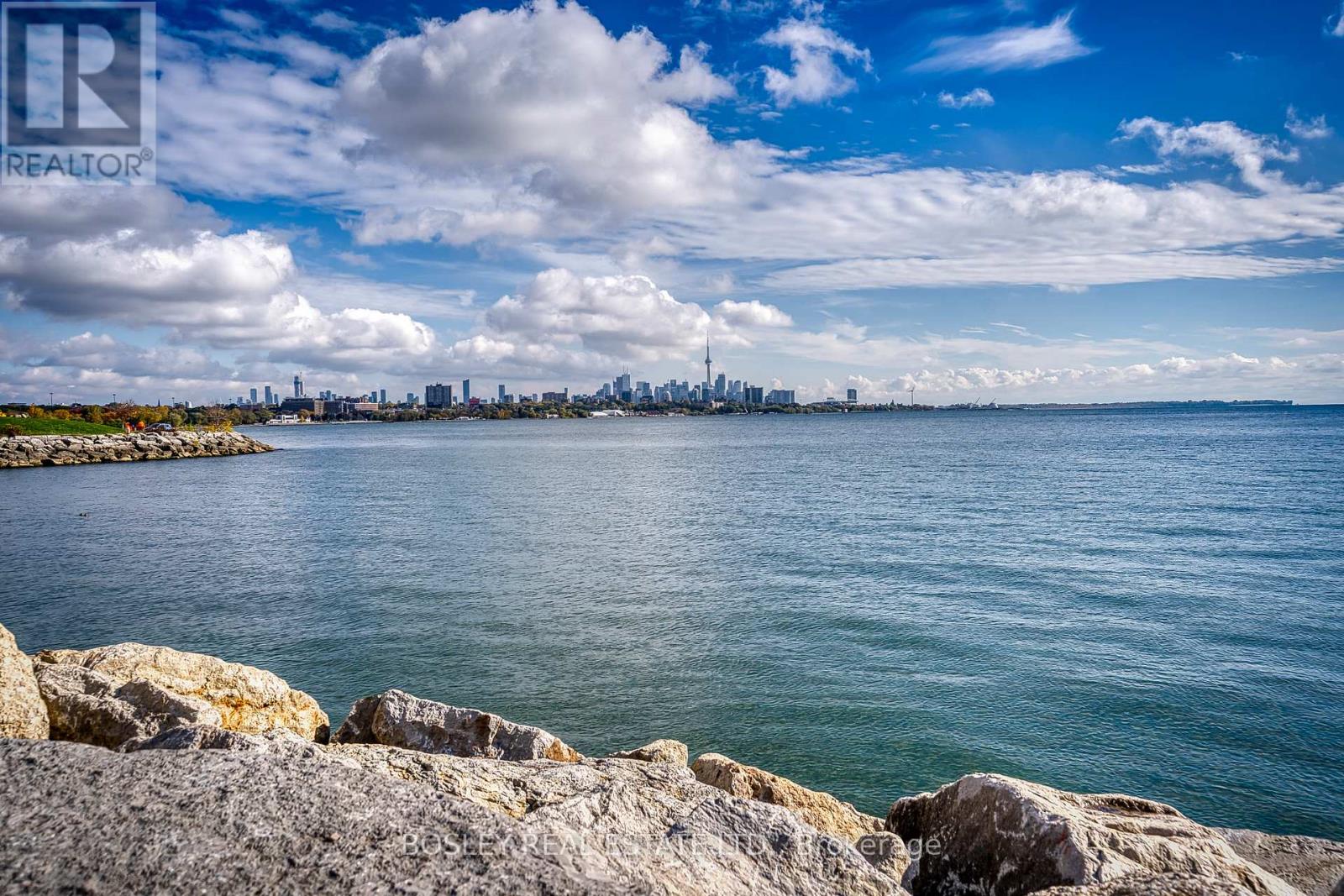 518 - 5 Marine Parade Drive, Toronto, Ontario  M8V 4B4 - Photo 41 - W12477947