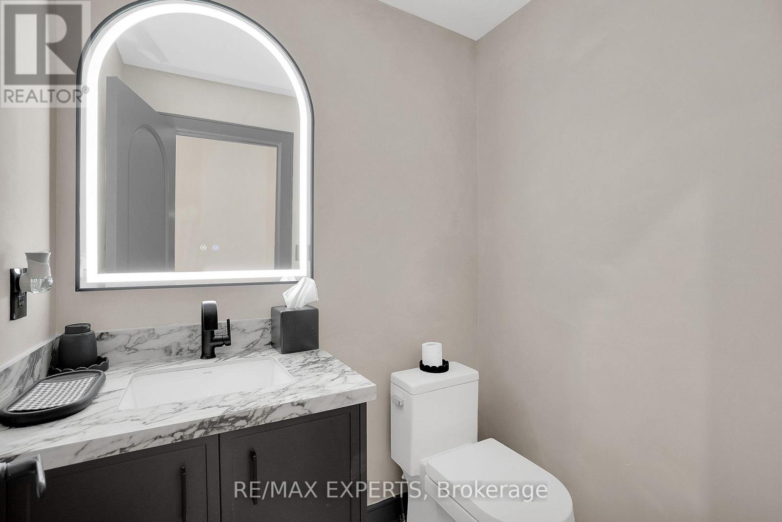 18 Morra Avenue, Caledon, Ontario  L7E 4K5 - Photo 16 - W12477952