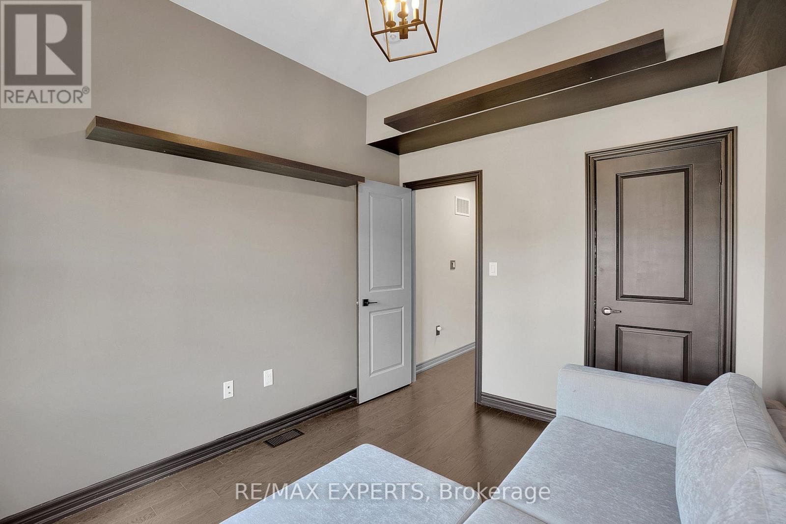 18 Morra Avenue, Caledon, Ontario  L7E 4K5 - Photo 25 - W12477952