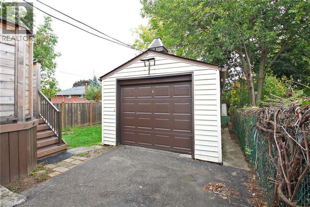 35 Barons Avenue S, Hamilton, Ontario  L8K 2Y1 - Photo 29 - 40764152