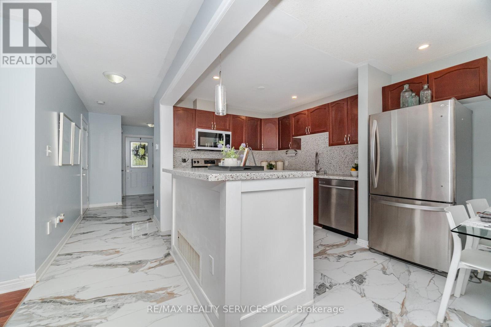 91 Young Crescent, Niagara-On-The-Lake, Ontario  L0S 1J7 - Photo 19 - X12408575