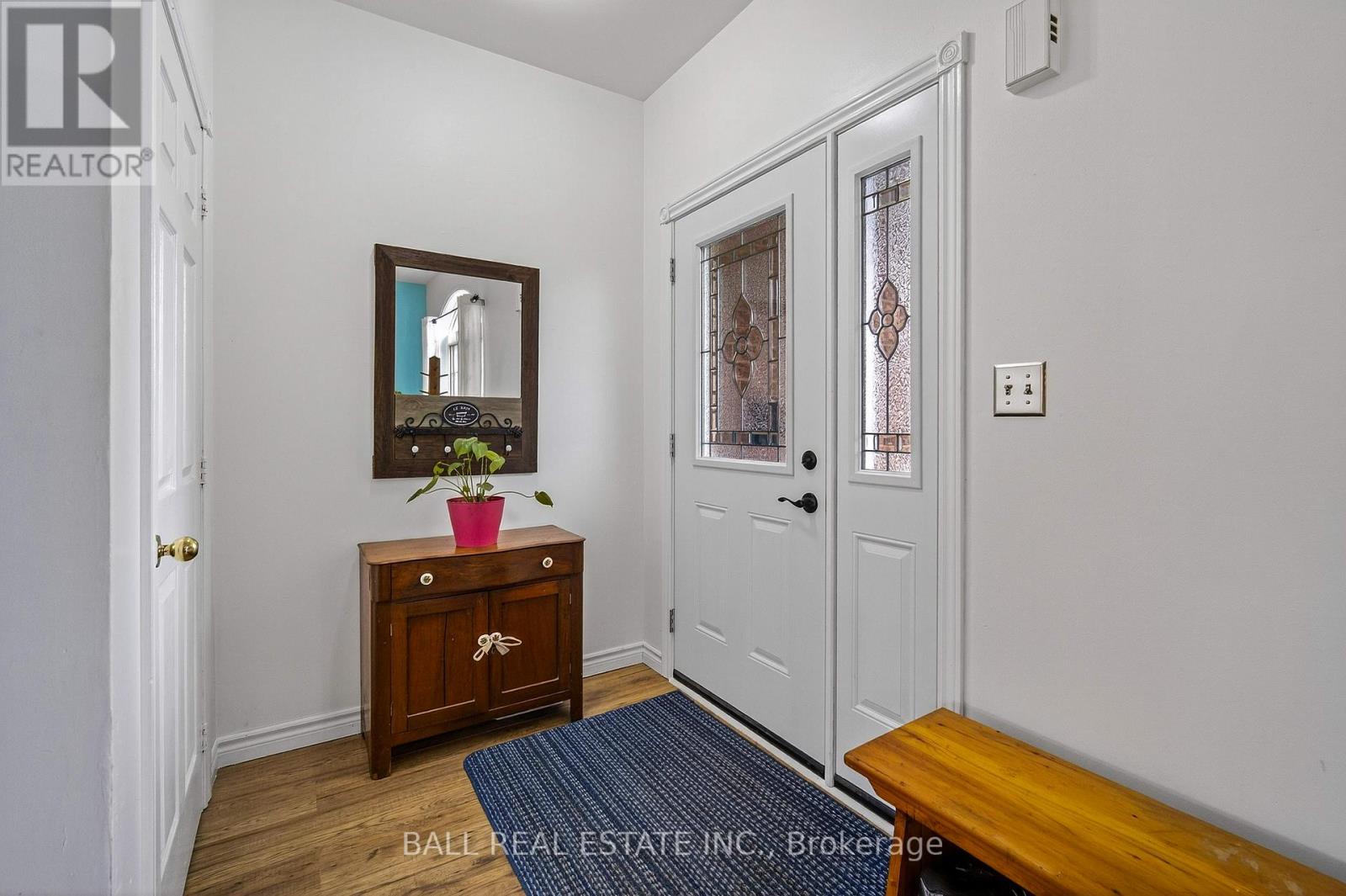 116 Adelaide Street S, Kawartha Lakes, Ontario  K9V 0B7 - Photo 4 - X12478213