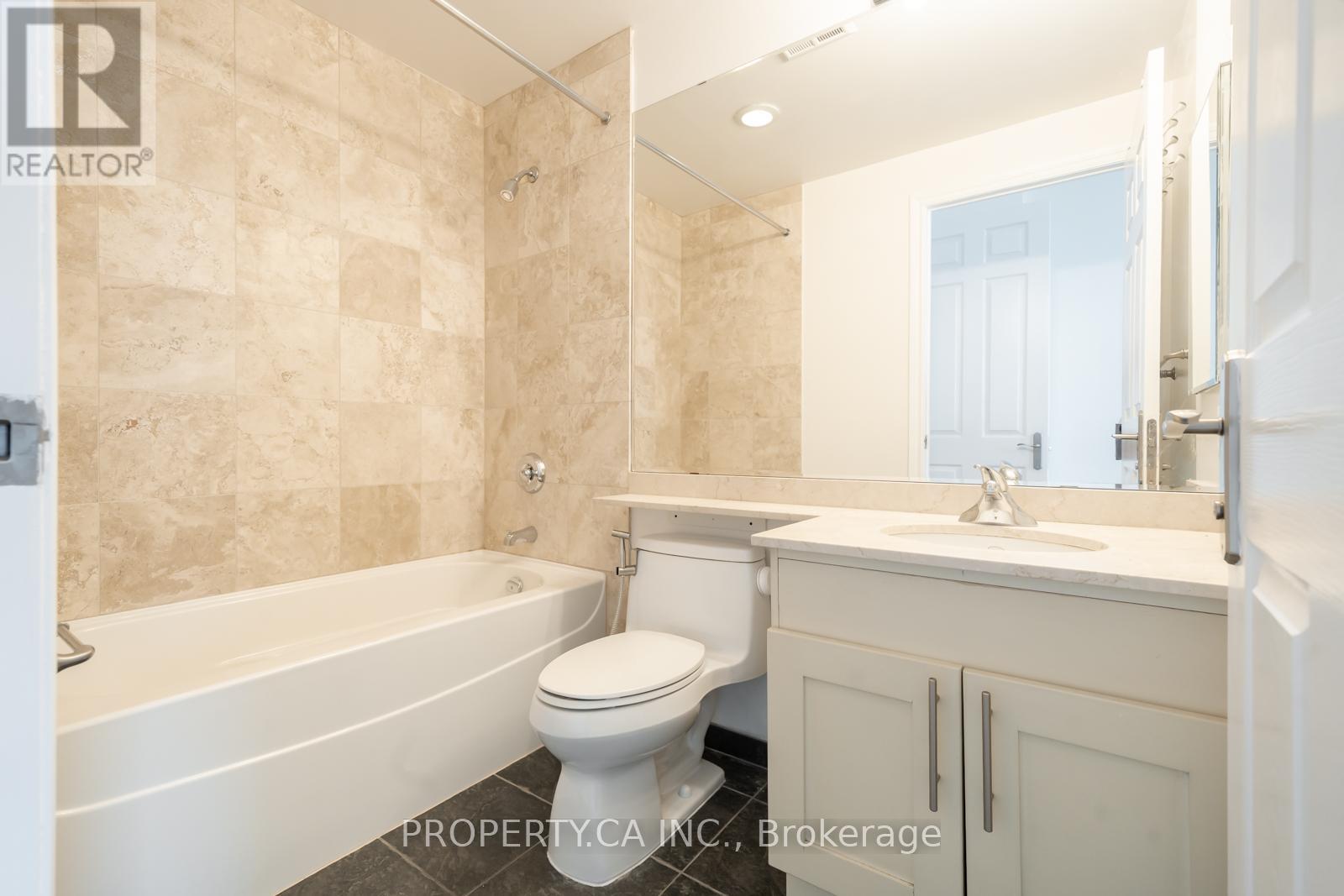 Ph05 - 763 Bay Street, Toronto, Ontario  M5G 2R3 - Photo 21 - C12477993