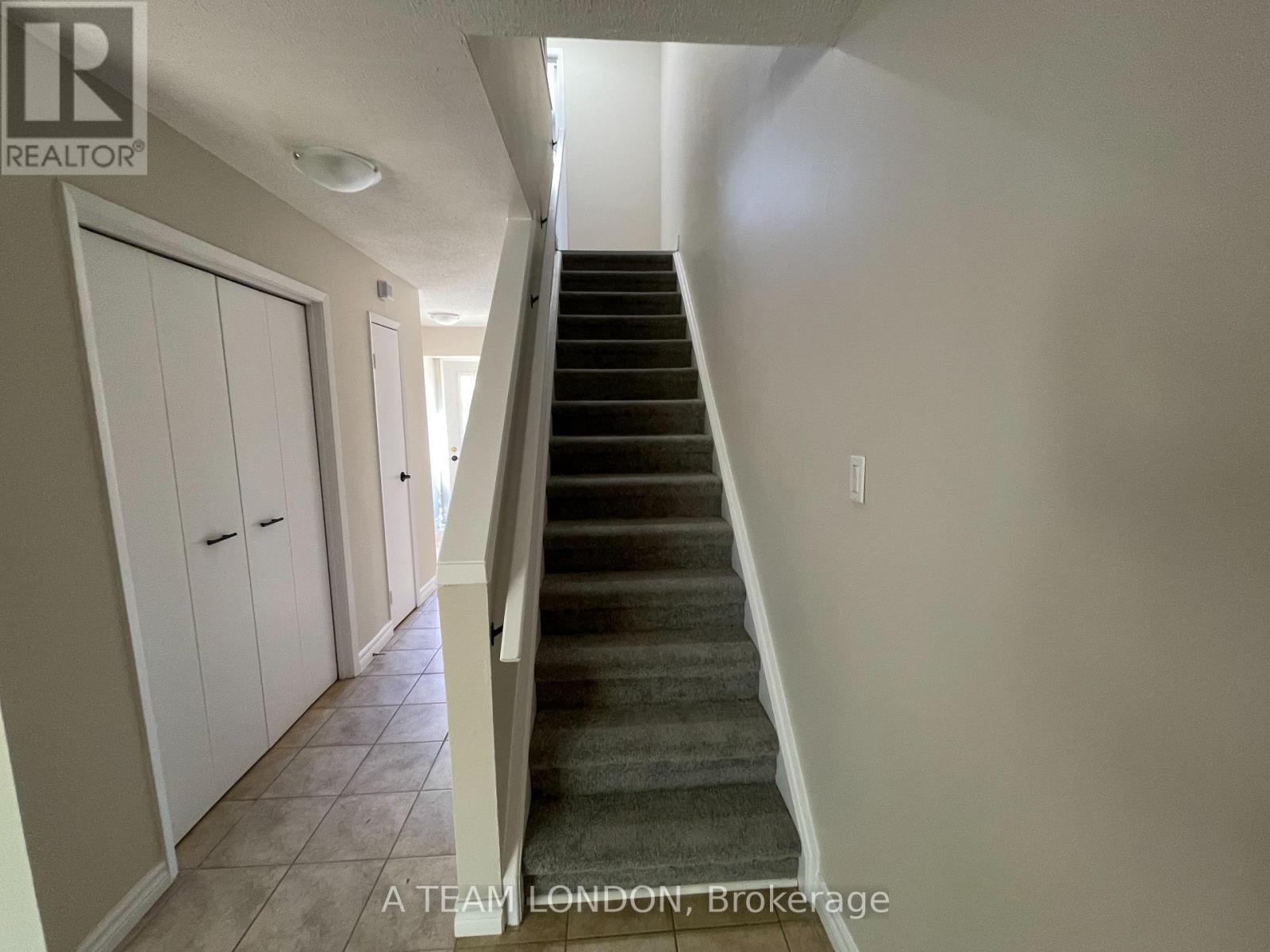 53 - 35 Waterman Avenue, London South, Ontario  N6C 5T6 - Photo 10 - X12478203
