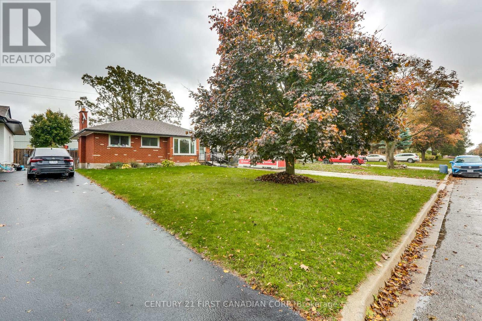 110 Alison Avenue, Cambridge, Ontario  N1R 1N4 - Photo 3 - X12478228