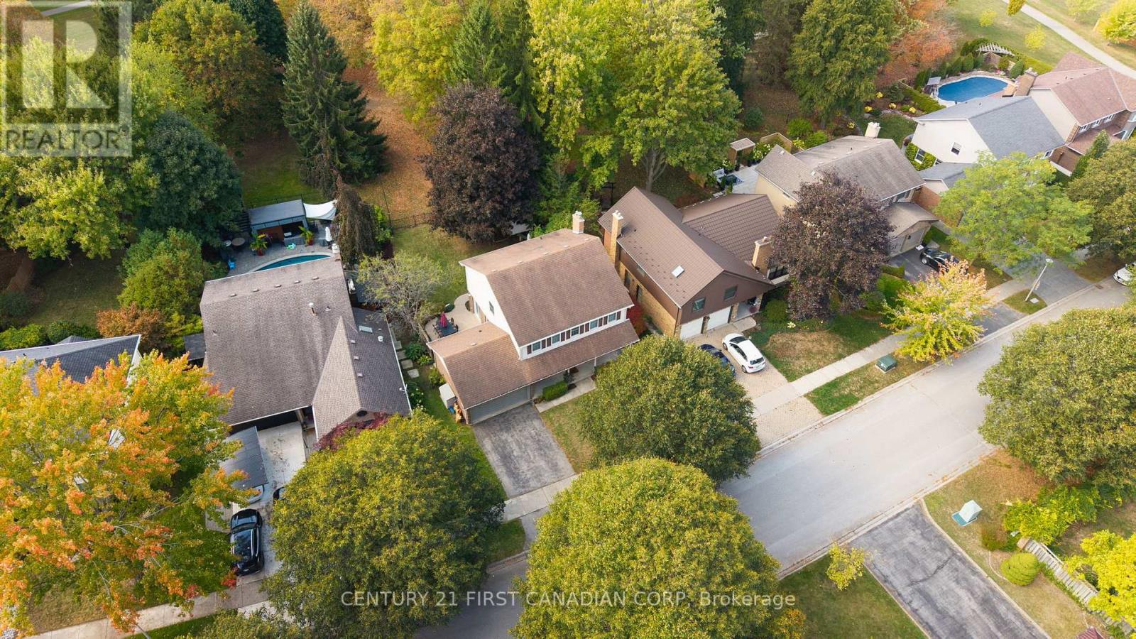 90 Meridene Crescent W, London North, Ontario  N5X 1G2 - Photo 47 - X12478288