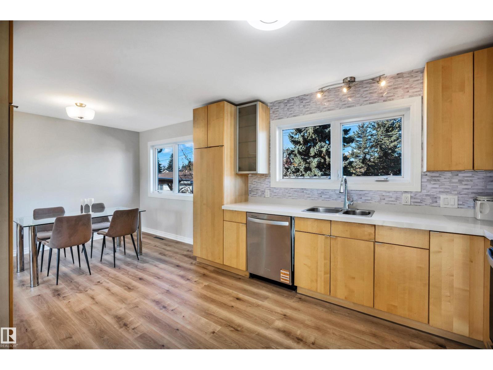 16208 87 Av Nw, Edmonton, Alberta  T5R 4G9 - Photo 16 - E4463175