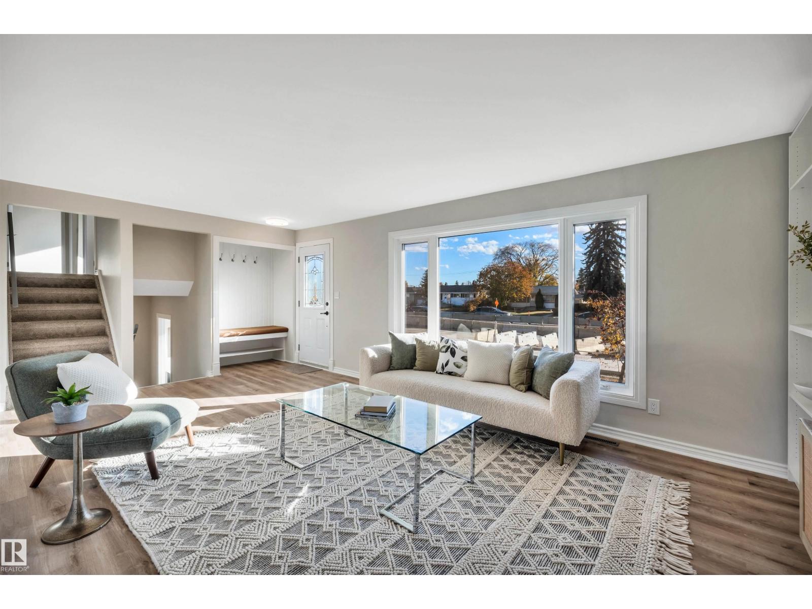 16208 87 Av Nw, Edmonton, Alberta  T5R 4G9 - Photo 7 - E4463175