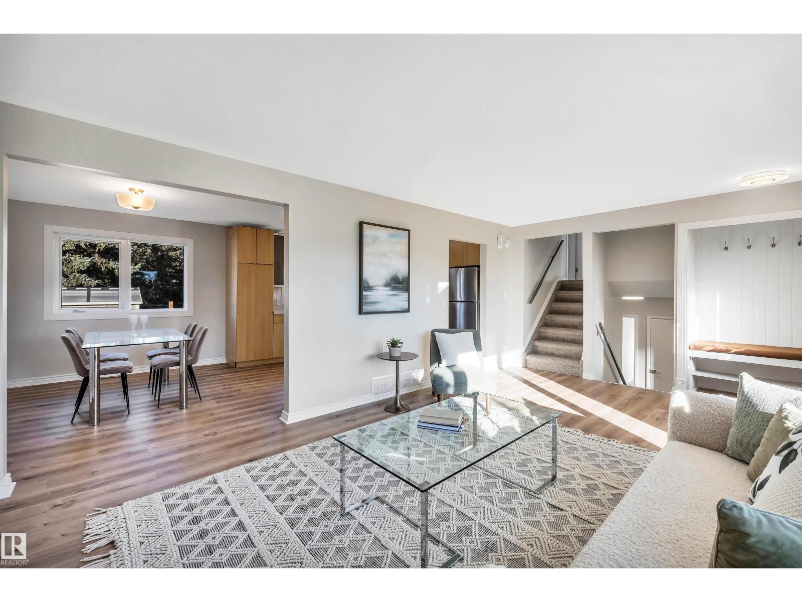 16208 87 Av Nw, Edmonton, Alberta  T5R 4G9 - Photo 8 - E4463175