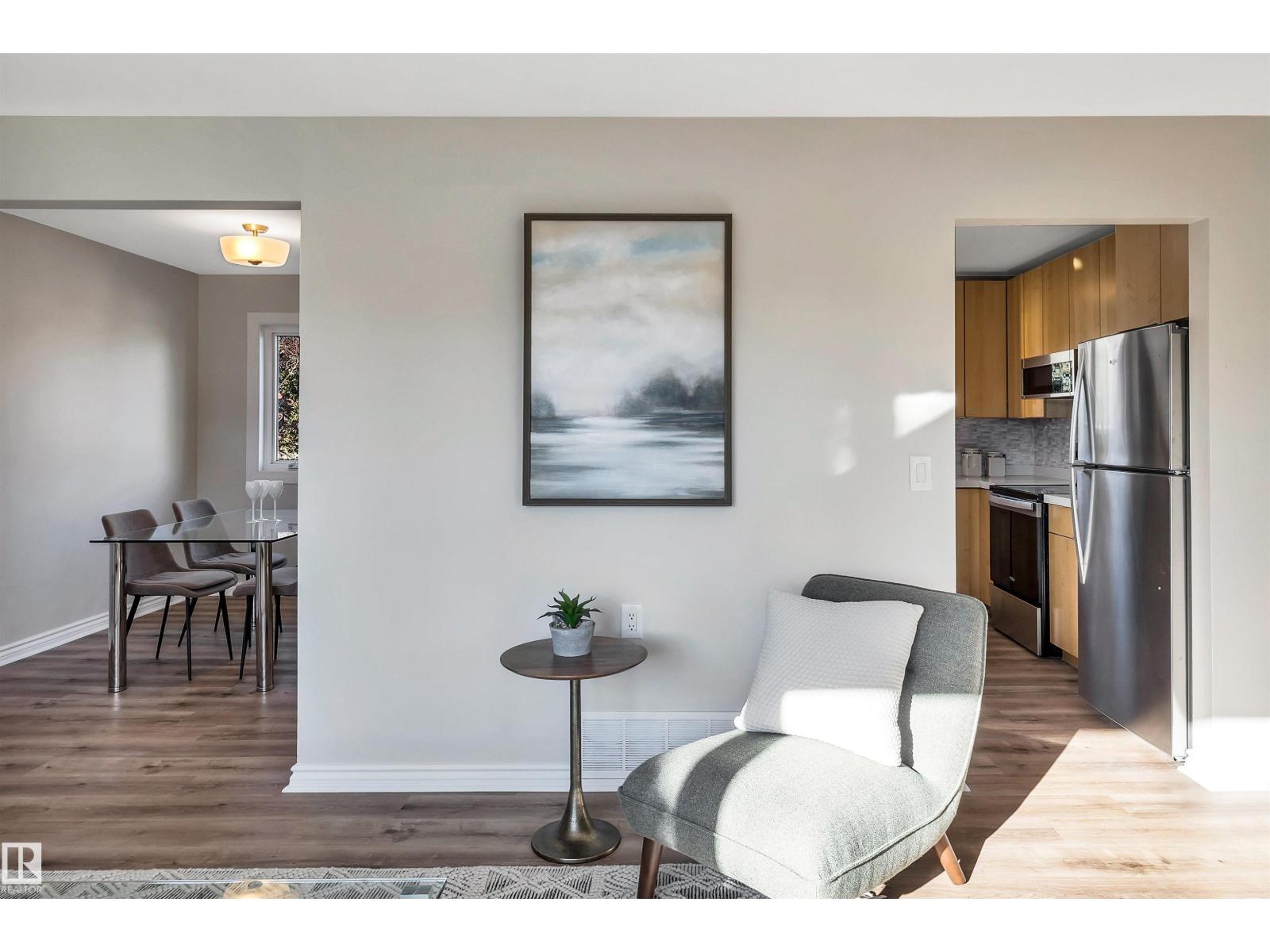 16208 87 Av Nw, Edmonton, Alberta  T5R 4G9 - Photo 9 - E4463175