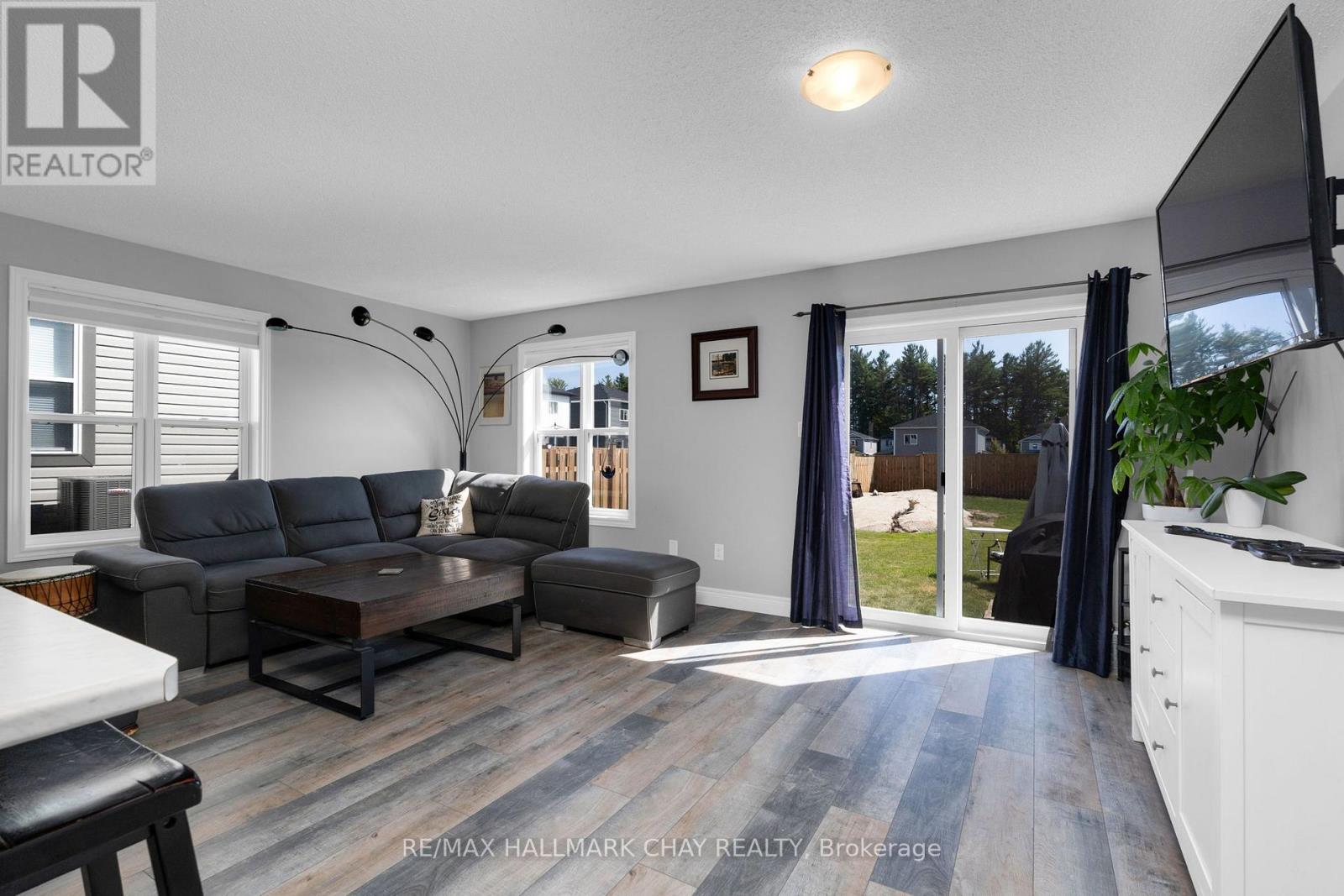 14 Nicole Park Place, Bracebridge, Ontario  P1L 0C8 - Photo 7 - X12477919