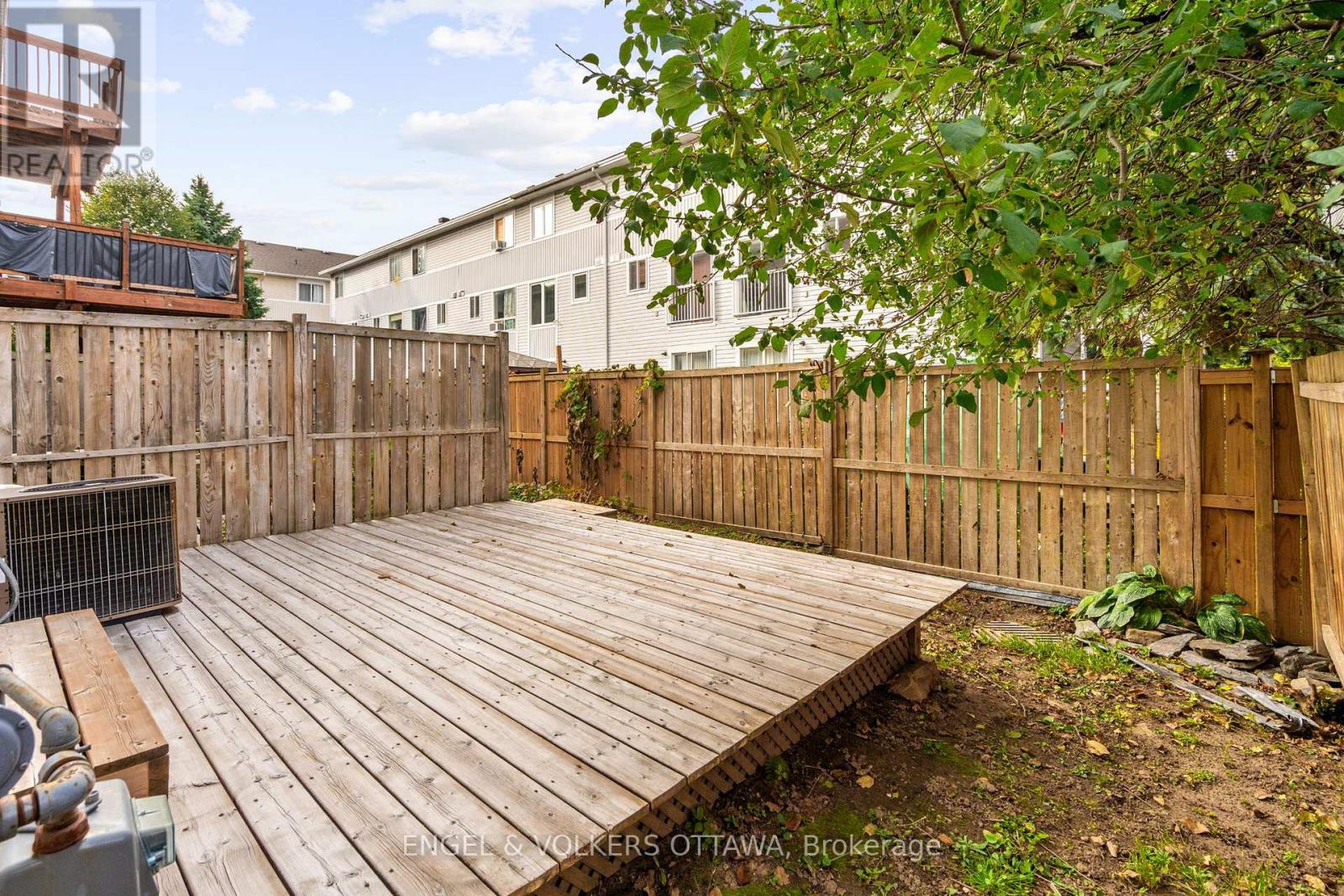 142 Wharhol Private, Ottawa, Ontario  K2H 1G5 - Photo 29 - X12463500
