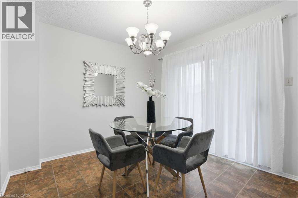 28 Bacall Crescent, Hamilton, Ontario  L8T 4W9 - Photo 10 - 40781609